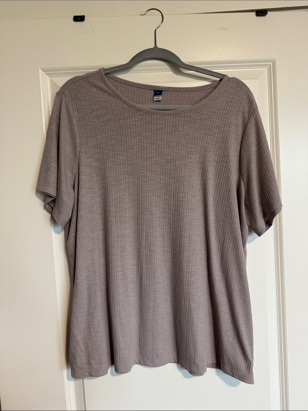 Old Navy Ribbed Short-Sleeve Tee in Taupe
